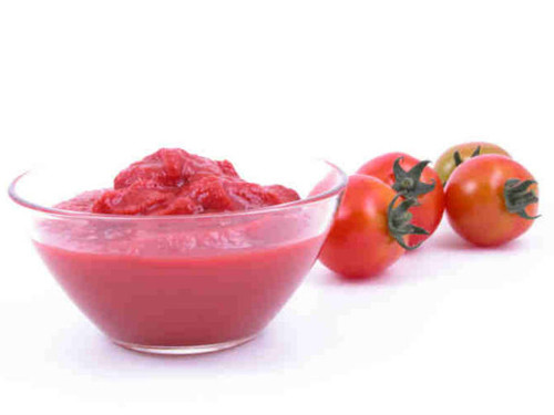 Đặc biệt, hạt cà chua rất khó tiêu hóa. Việc ăn nhiều có thể gây nên chứng sỏi thận nguy hiểm.