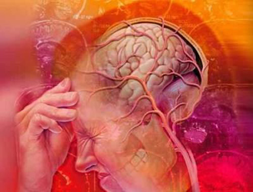 Bên cạnh đó, bệnh nhân còn phải chịu đựng các cơn đau đầu triền miên, dễ nôn mửa, dễ bị kích thích, khó chịu, mệt mỏi và chán ăn.