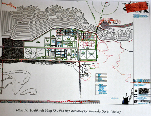 1. Siêu dự án nhà máy lọc dầu Nhơn Hội Dự án tỷ đô bị rút giấy phép mới đây nhất phải kể đến siêu dự án nhà máy lọc dầu Nhơn Hội với tổng vốn đầu tư khoảng 28 tỷ USD. Dự án do Tập đoàn Dầu khí Thái Lan (PTT) làm chủ đầu tư với sự tham gia của một số đối tác khác từ Arabi Saudi, được dự kiến xây dựng tại khu kinh tế Nhơn Hội với tổng diện tích 2.000 ha, công suất 660.000 thùng dầu thô/ngày, tương đương 30 triệu tấn/năm - Ảnh: VnExpress.