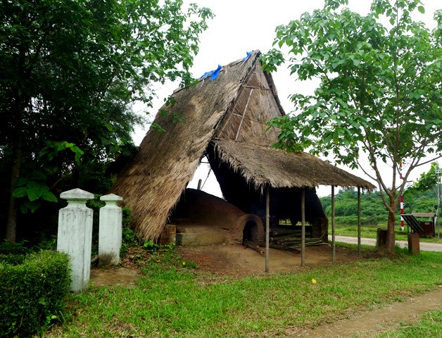 Những năm gần đây nghề gốm Phước Tích đang được khôi phục lại.