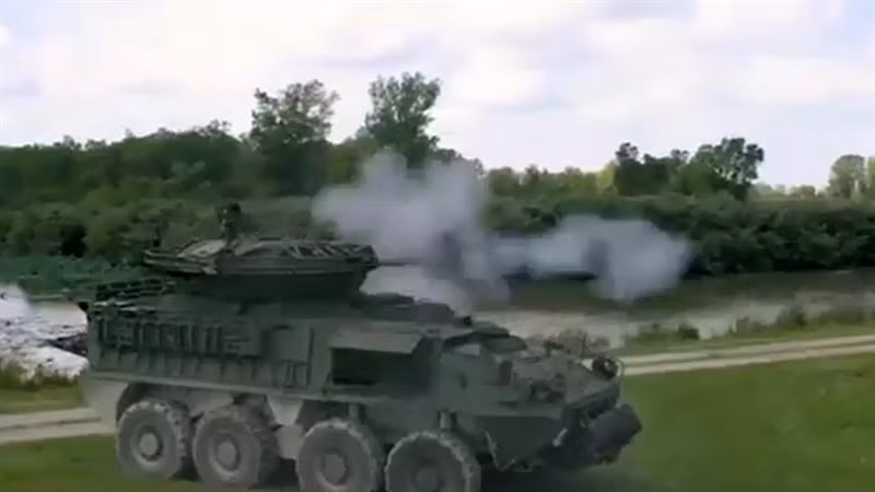 Sàn xe được trải các thảm nhỏ chống mìn phủ cao su nhiều lớp có đặc tính khác nhau. Các tấm thảm này giảm bớt một phần tác động của sóng nổ. Để tăng khả năng sống sót, xe được lắp hệ thống dập lửa cải tiến, làm tăng độ an toàn cháy nổ.