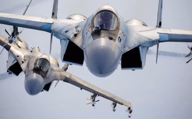 Bên cạnh đó, Nga còn đồng ý cho Ankara cùng tham gia sản xuất một số linh kiện của chiến đấu cơ Su-35 bao gồm cả một số loại vũ khí dẫn đường chính xác thế hệ mới.