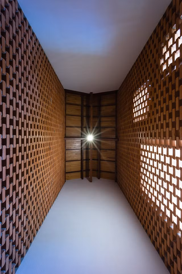 Các đường nét thiết kế đều không thừa, không thiếu. Tất cả đều có giá trị riêng dù đó là đường nét thiết kế bên ngoài hay bên trong.