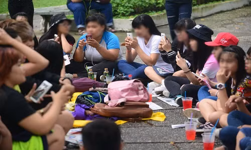 Sinh vien tha kham kho mien "om" duoc iPhone?