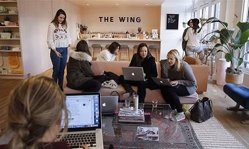 Được thành lập tháng 10/2016 bởi Audrey Gelman và Lauren Kassan, văn phòng dành riêng cho nữ giới The Wing có trụ sở tại New York (Mỹ). Ảnh: WSJ.