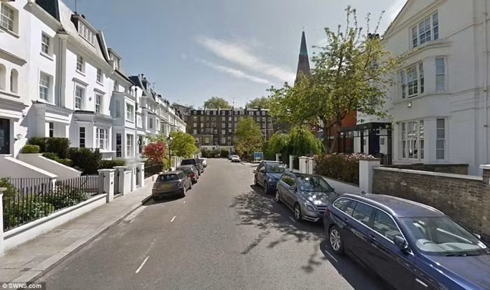 Những ngôi biệt thự san sát biến nó thành khu phố quý tộc. Ảnh: Swns.