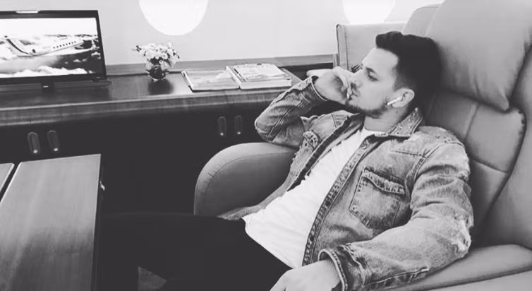 Độ ăn chơi không kém thiếu gia nhà giàu.