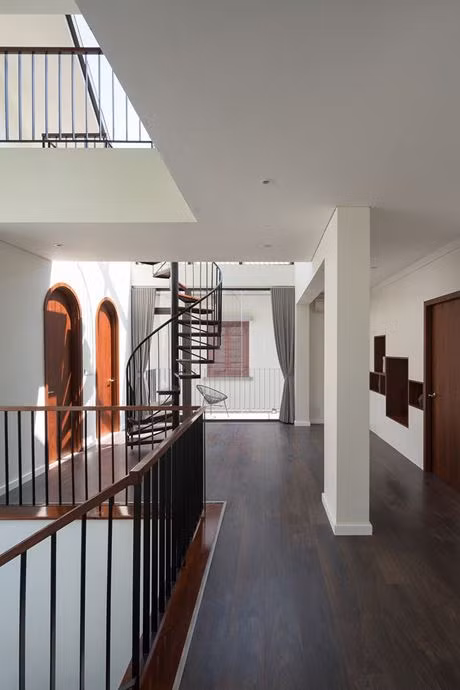 Căn gác mái thiết kế dành cho khu vực vui chơi.