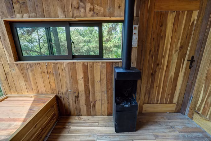 Nhà có lò sưởi, điều hòa nhiệt độ...