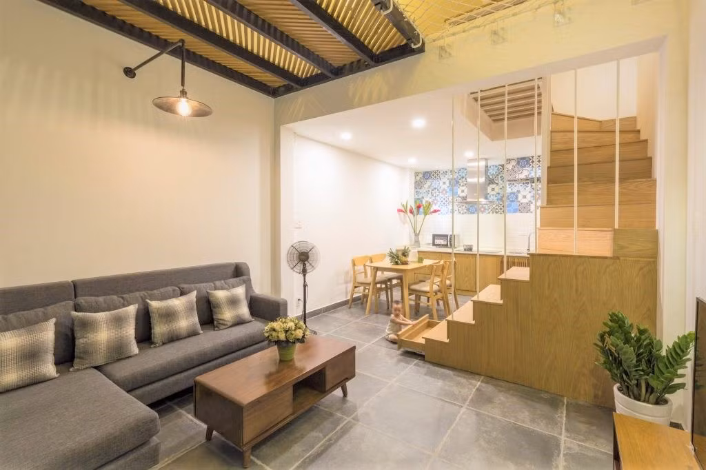 Phòng khách đơn giản, giảm bớt những vật dụng không cần thiết để tăng diện tích sinh hoạt