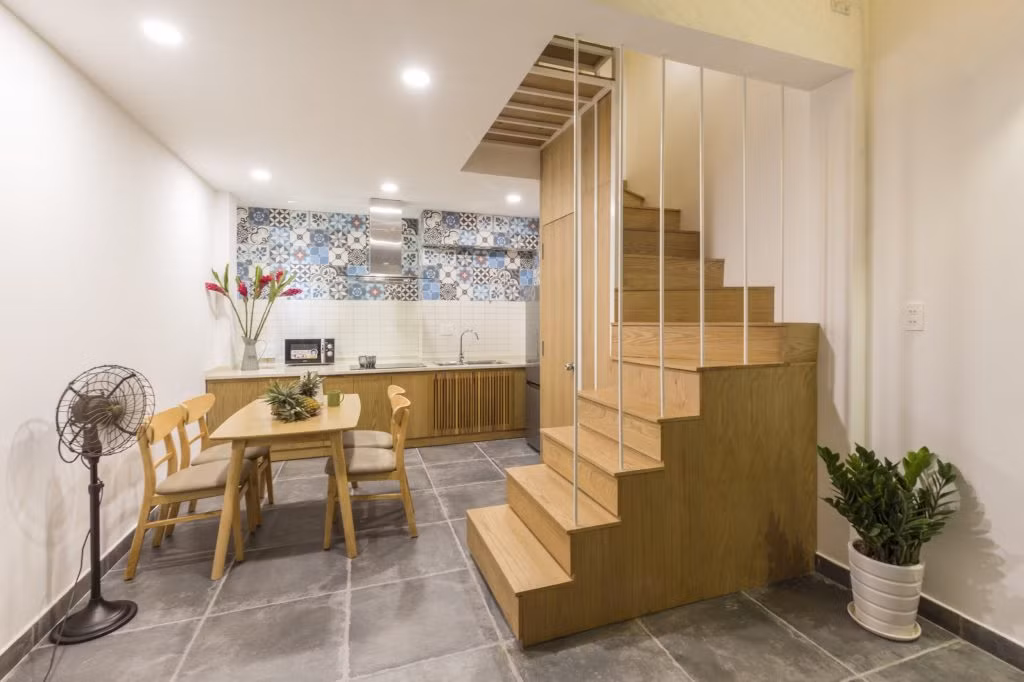 Cầu thang không tay vịn giúp mở rộng không gian.