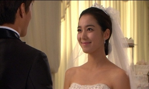 Lễ cưới của chúng tôi không hề được tổ chức ở ngoài Bắc, chỉ mời bố mẹ cô dâu vào dự và không có đăng ký kết hôn (ảnh minh họa)