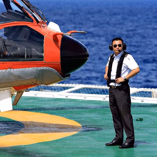 Phi công Nguyễn Thành Trung trước khi hi sinh - Ảnh: VOV