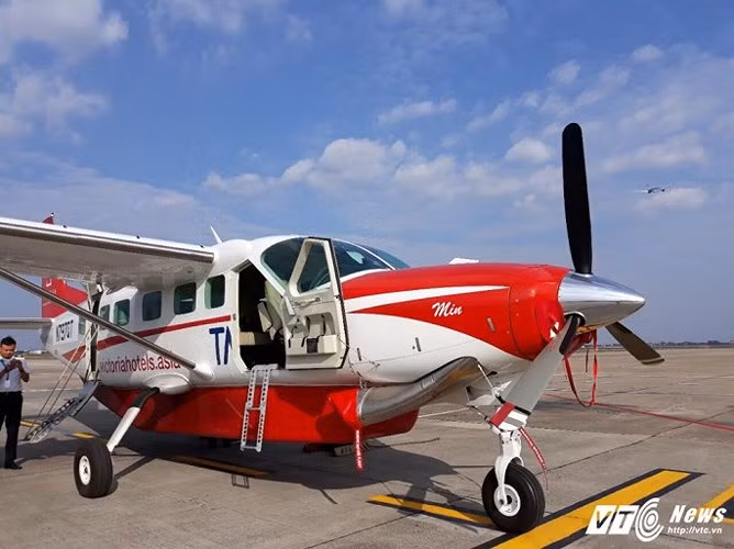 Chiếc máy bay mang nhãn hiệu VNB-470 thuộc dòng máy bay Cessna Grand Caravan 208B-EX. Đây là loại máy bay 1 động cơ an toàn nhất trên thế giới, đáp ứng các tiêu chuẩn hàng không khắt khe.