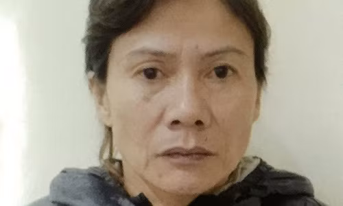 Vo dot nha nguoi tinh cua chong vi ghen