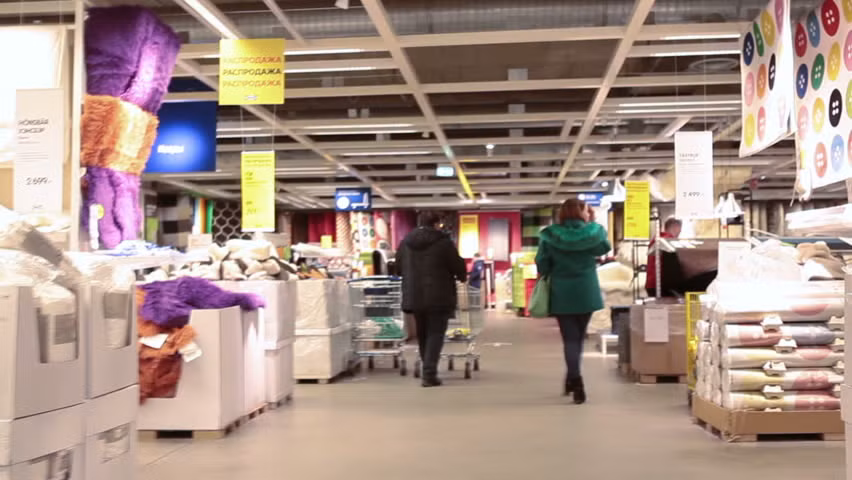 Năm 2012, có 690 trệu khách hàng đến với nội thất IKEA. Con số này còn nhiều hơn gấp đôi dân số Mỹ. Ảnh: Shutterstock.
