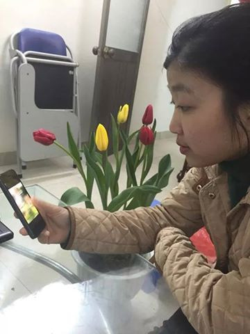 Vui, buon chuyen gioi tre kinh doanh dip Tet