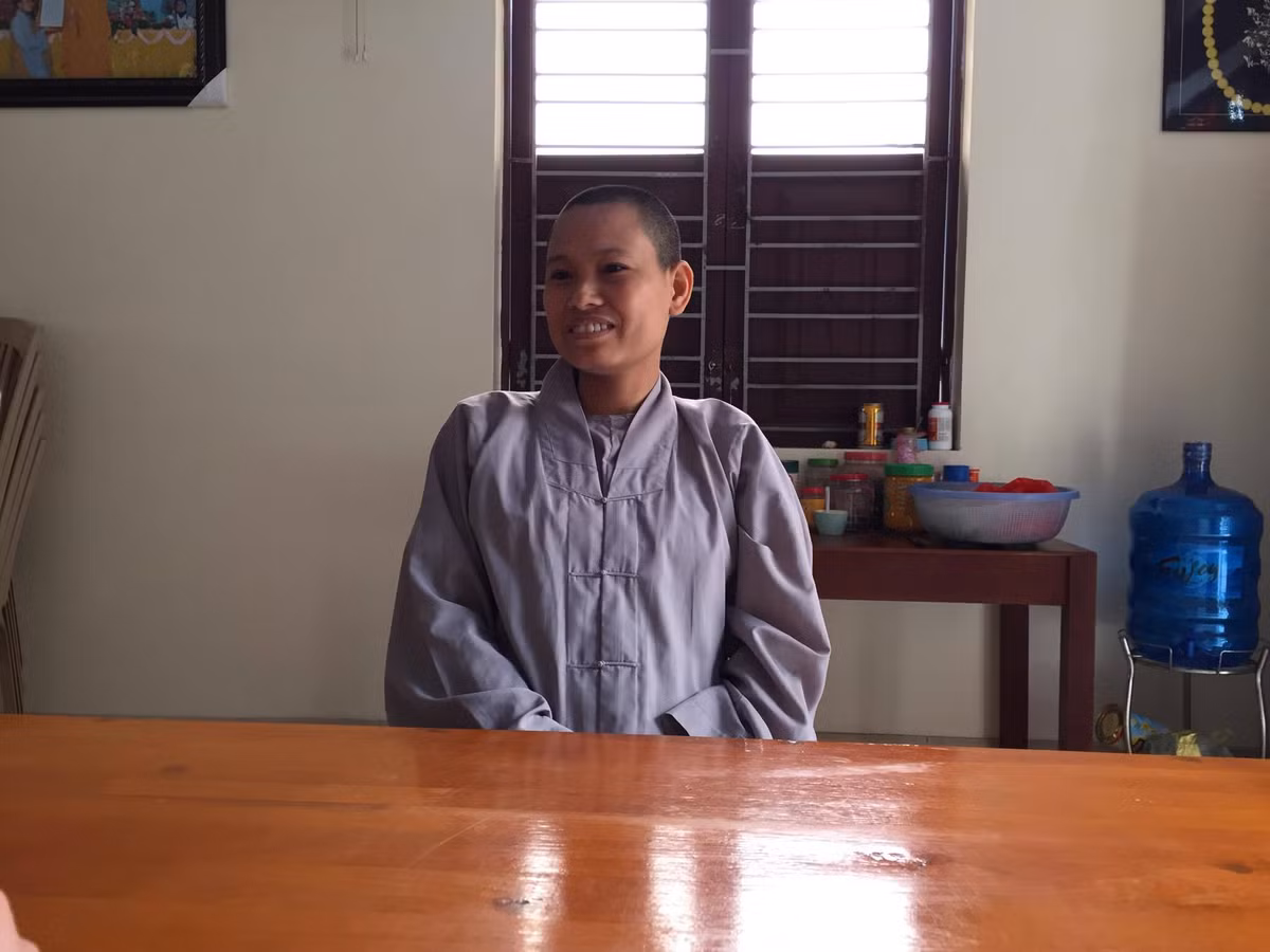 Be gai dep nhu thien than bi bo roi truoc cong chua o Hai Duong-Hinh-3