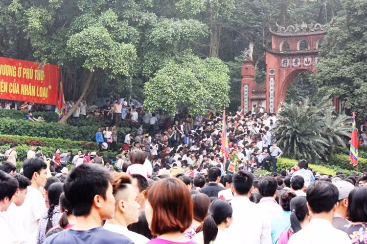 Den Hung san sang cho ngay Quoc le Gio to Hung Vuong 2017