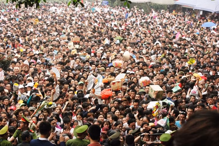 Den Hung san sang cho ngay Quoc le Gio to Hung Vuong 2017-Hinh-2