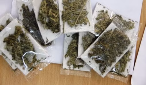 Nghi an mot canh sat PCCC ban can sa kho cho nguoi nghien