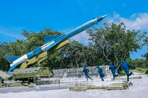 Báo động chiến đấu ở đơn vị Sư đoàn 377.