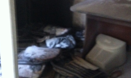 Chong tam xang dot vo cu: Chong chet, vo nguy kich-Hinh-2