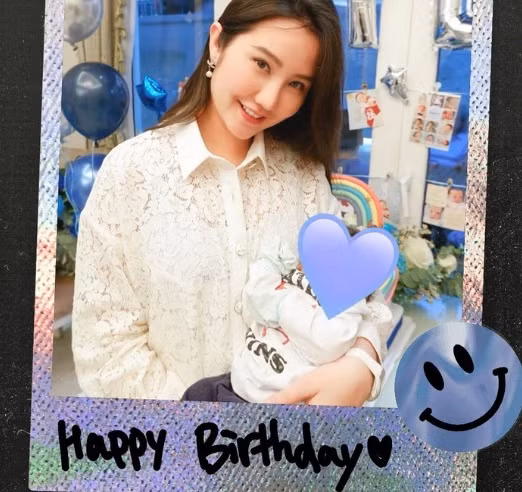 Vo Phan Thanh lo dien trong ngay sinh nhat, khoe qua khung-Hinh-2