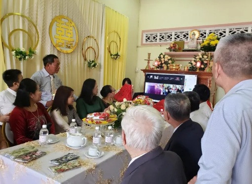 Khong ve kip, bo me to chuc dam cuoi cho con theo cach... co 1-0-2-Hinh-4