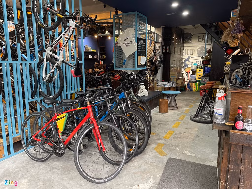 Chu tiem thue xe dap TP.HCM: ‘Chua khi nao nhieu khach nhu vay'-Hinh-2