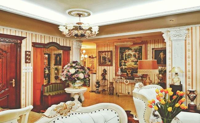 Mới đây, Nathan Lee gây choáng ngợp khi khoe biệt thự 8 tầng, trị giá 300 tỉ ở Hà Nội.