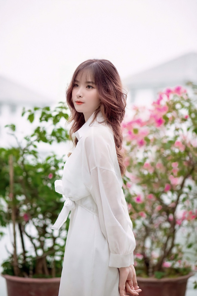 Tan sinh vien truong DH Mo - Dia chat ve ngoai dep tua bup be-Hinh-6