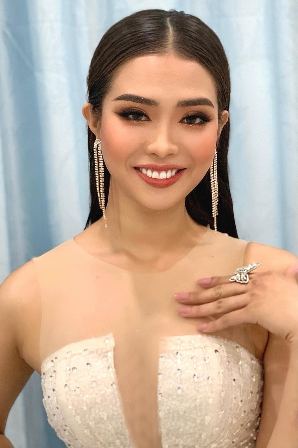 Từ đó, cô gái quê Sóc Trăng vừa học văn hóa trên lớp vừa tham gia đào tạo bóng chuyền chuyên nghiệp.