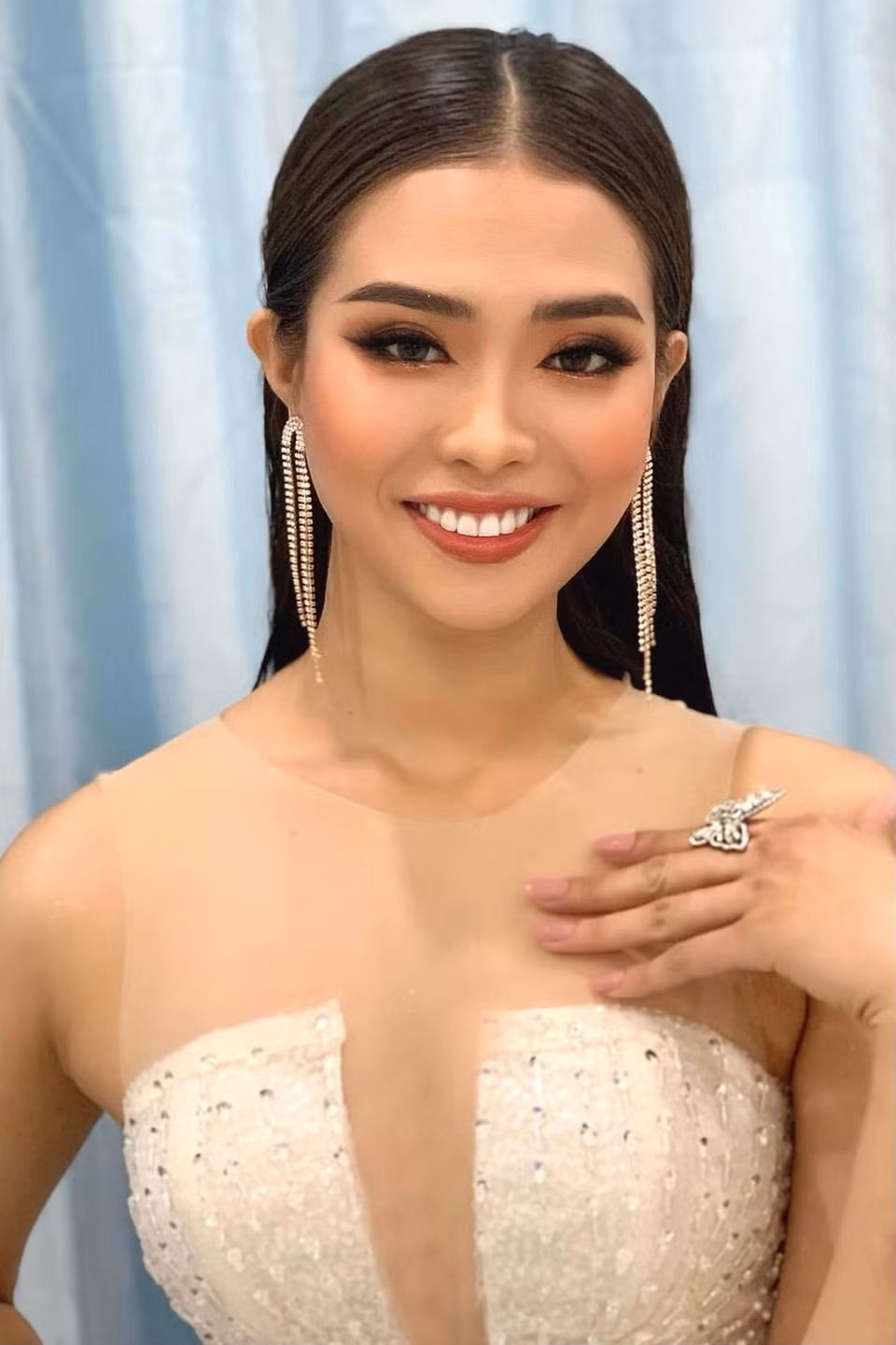 Từ đó, cô gái quê Sóc Trăng vừa học văn hóa trên lớp vừa tham gia đào tạo bóng chuyền chuyên nghiệp.