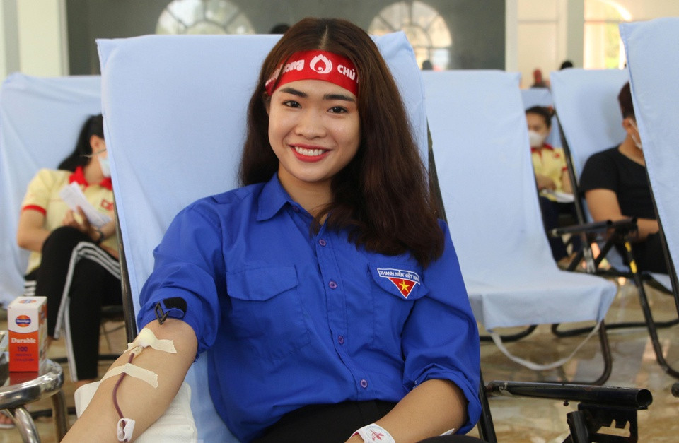 Nhờ tập luyện bóng chuyền nhiều năm, cô không chỉ có sức khỏe tốt mà còn sở hữu vóc dáng cân đối. Do là vận động viên bóng chuyền bãi biển, Dương gặp khá nhiều thử thách về vấn đề thời tiết như thi đấu hàng giờ dưới trời mưa, làn da bị cháy nắng, đen xạm. Ngoài ra, khi thi đấu ngoài biển, cô thường xuyên bị trầy xước tay, chân do vỏ sò cắt và gặp nhiều chấn thương trong quá trình tập luyện.