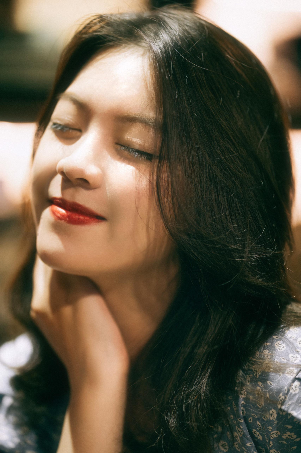 Bản thân mình luôn trân trọng và cố gắng ở mỗi sân khấu, ở từng chương trình, sự kiện mà mình được tham gia, nó không chỉ mang lại cho mình những trải nghiệm mà còn là tấm gương phản chiếu để mình nhìn nhận lại và cải thiện bản thân trở nên tốt hơn mỗi ngày.