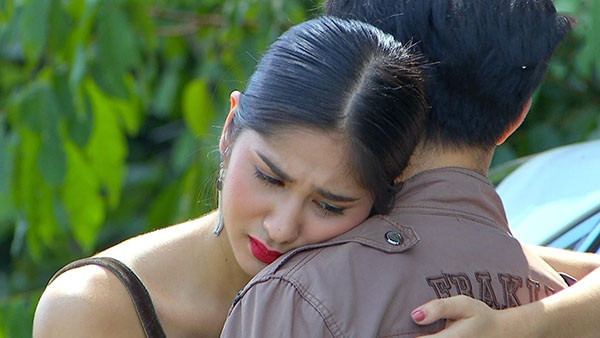 Dong loat bi tha “phan no” tren FB, rung roi khi biet nguoi dung sau