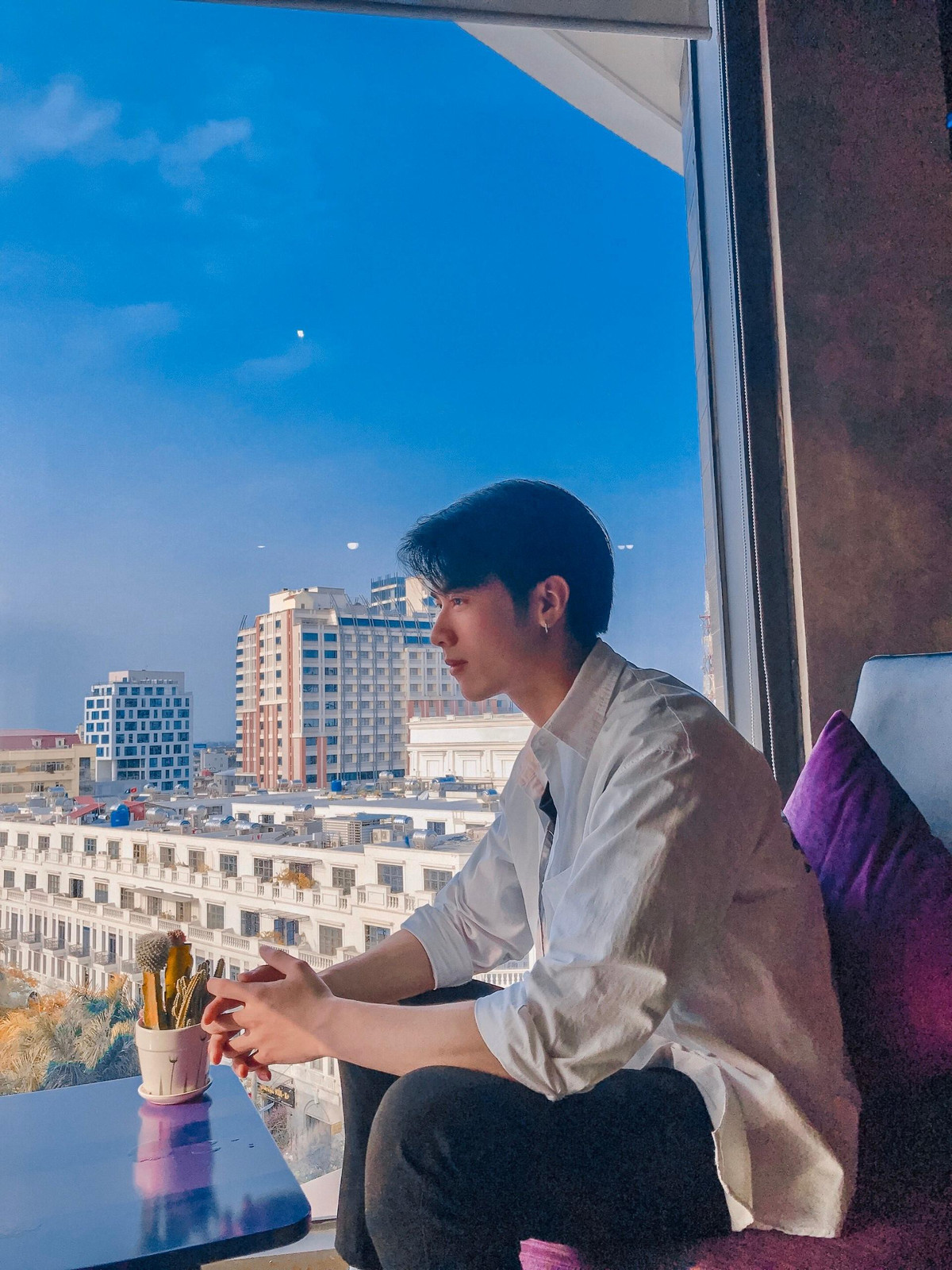 Dự định sắp tới Lương sẽ hoàn thành nốt chương trình đào tạo để ra trường. Sau đó Lương sẽ thử sức với công việc mẫu ảnh. Có một câu nói là động lực cho cậu mỗi khi gặp khó khăn: “Khi bạn muốn tìm một người thay đổi được cuộc đời bạn, hãy nhìn vào gương". Đây là câu nói mà anh chàng rất thích vì ý nghĩa của nó. Đơn giản vì đây là cuộc sống của bạn. Do bạn làm chủ. Không ai khác có thể sống thay bạn được.