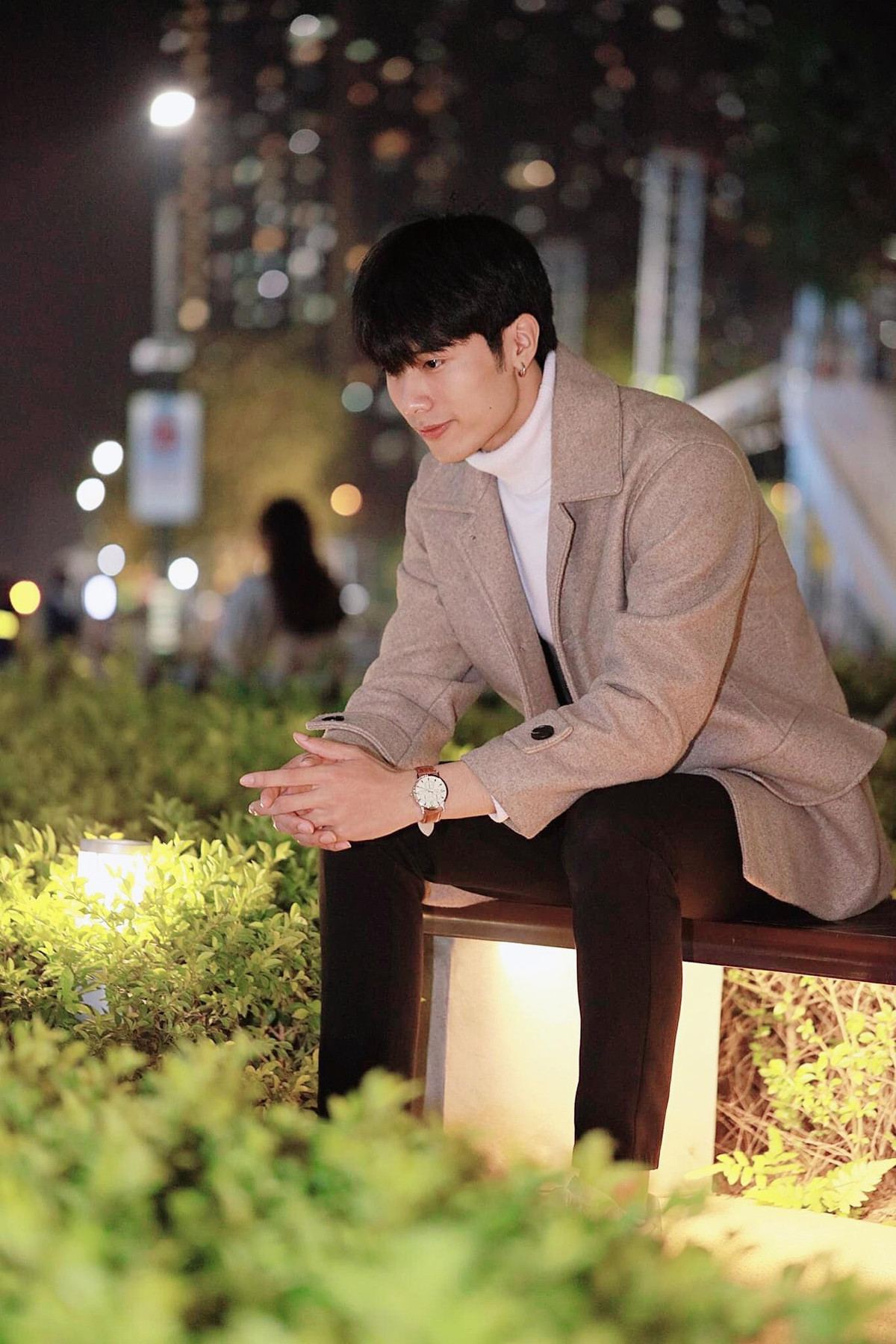 Trong học tập và làm việc, Lương luôn biết cách cân bằng cả hai, Lương tâm sự: “Mình luôn sắp xếp hai công việc bằng cách ưu tiên việc học lên hàng đầu vì đối với mình việc học là quan trọng nhất. Đây cũng là ngành mình sẽ theo sau này nên mình sẽ tập trung nhiều hơn vào nó. Chỉ khi có thời gian rảnh mình mới đi làm thêm để vừa có thêm kinh nghiệm về một mảng mới và có thêm thu nhập cho bản thân”.