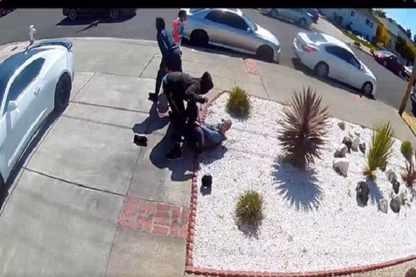 Cu ong goc A 80 tuoi bi hanh hung, cuop tai san giua pho