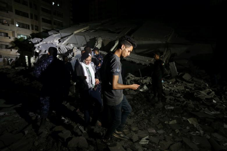 Sáng 13/5, phong trào Hamas tại Dải Gaza tiếp tục nã rocket về phía Tel Aviv và Jerusalem trong khi Israel tuyên bố sẽ tiếp tục đáp trả.