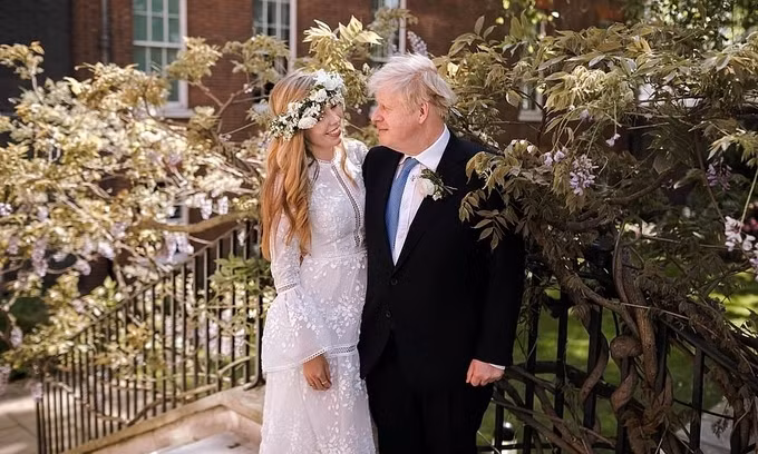 Truoc ong Boris Johnson, Thu tuong Anh nao tung ket hon khi tai nhiem?