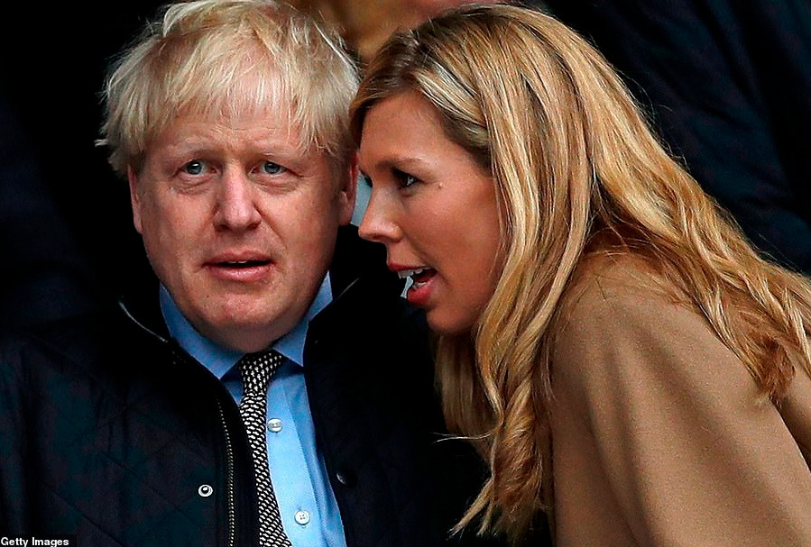 Sau khi trải qua nhiều công việc trong lĩnh vực quan hệ công chúng, vào tháng 12/2011, bà Carrie được nhận vào làm việc cho chiến dịch tái tranh cử chức Thị trưởng London của ông Boris Johnson năm 2012. Ảnh: Getty.