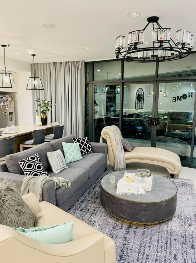 ##ss###style="color: rgb(68, 68, 68); background-color: rgb(255, 255, 255); text-align: center;">Căn hộ được thiết kế theo phong cách cổ điển châu Âu, kết hợp với những đường nét tối giản nhưng ấm áp đậm chất châu Á.