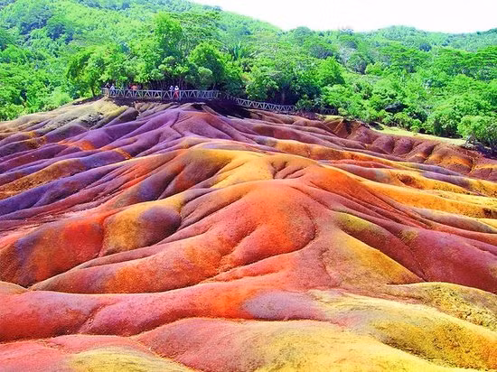 Tham 10 vung dat dac biet nhat the gioi an chua dieu ky la-Hinh-7