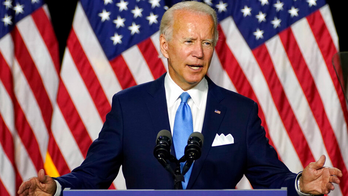 "Mỹ vẫn kiên quyết duy trì vị thế dẫn đầu trong khu vực. Chính quyền Biden phát đi một thông điệp mạnh mẽ rằng họ không có ý định để vị trí lãnh đạo của mình ở khu vực Ấn Độ - Thái Bình Dương dễ dàng rơi vào tay Trung Quốc" là nhận định của Tiến sĩ Andrew Phillips, phó giáo sư Chiến lược và Quan hệ Quốc tế của Trường Khoa học Chính trị và Nghiên cứu Quốc tế, Đại học Queensland. Ảnh: Fox8. 