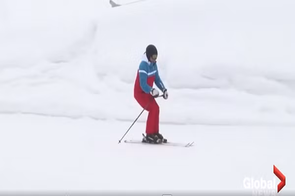 Anh: Tong thong Nga Putin truot tuyet cung nguoi dong cap Belarus-Hinh-3