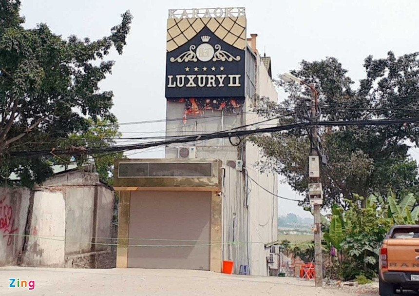 Vu dam chem trong quan karaoke 3 nguoi chet o Hoa Binh: Chan dung ke tham sat 3 nguoi o quan karaoke