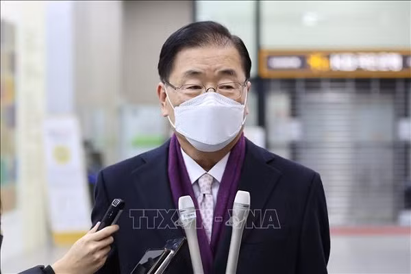 Tong thong Han Quoc Moon Jae-in bo nhiem Ngoai truong moi