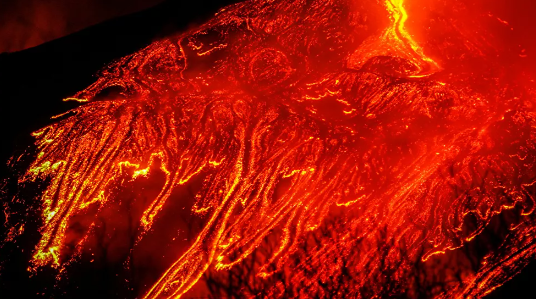 Tuy vậy, nguồn tin cho hay, hoạt động của núi lửa Etna không gây nguy hiểm cho người dân.